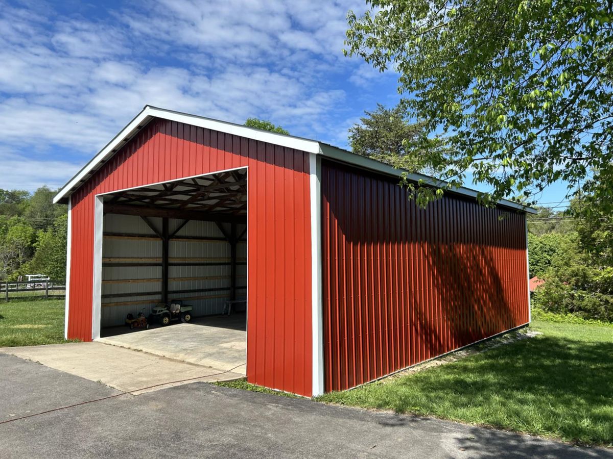Complete Home Builds & Pole Barn Construction for KY Gutter Pro & Specialty Roofing Systems in Monticello, KY