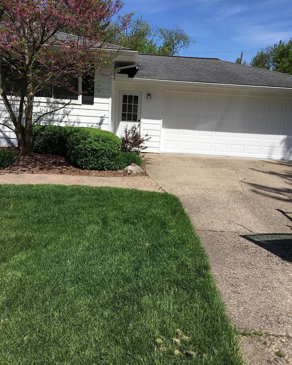 Pressure Washing for A’S PRESTIGE PAINTING, LLC in Southgate, MI