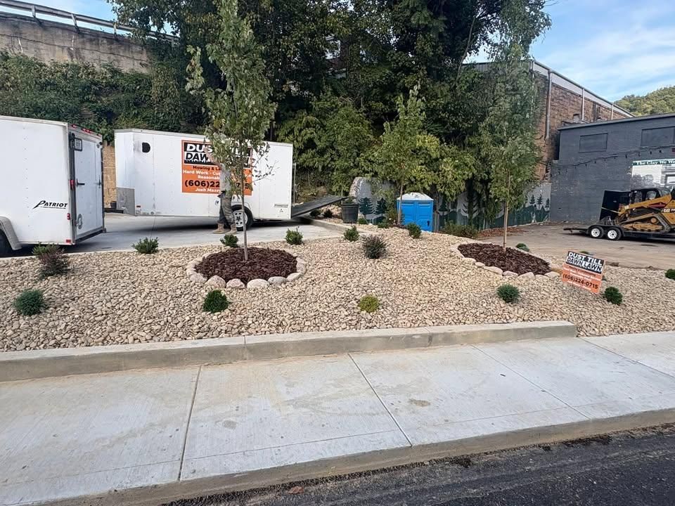 Landscape Curbing for Dust Till Dawn Lawn in London, Kentucky