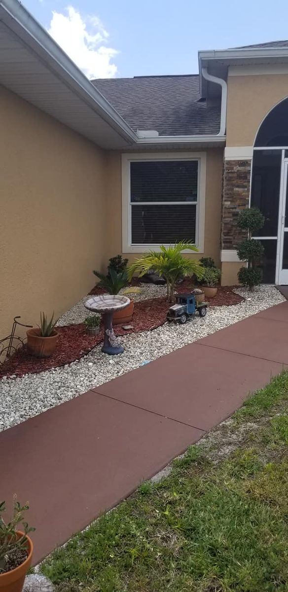 Natural Stone Hardscape for Southern Pride Turf Scapes in Lehigh Acres, FL