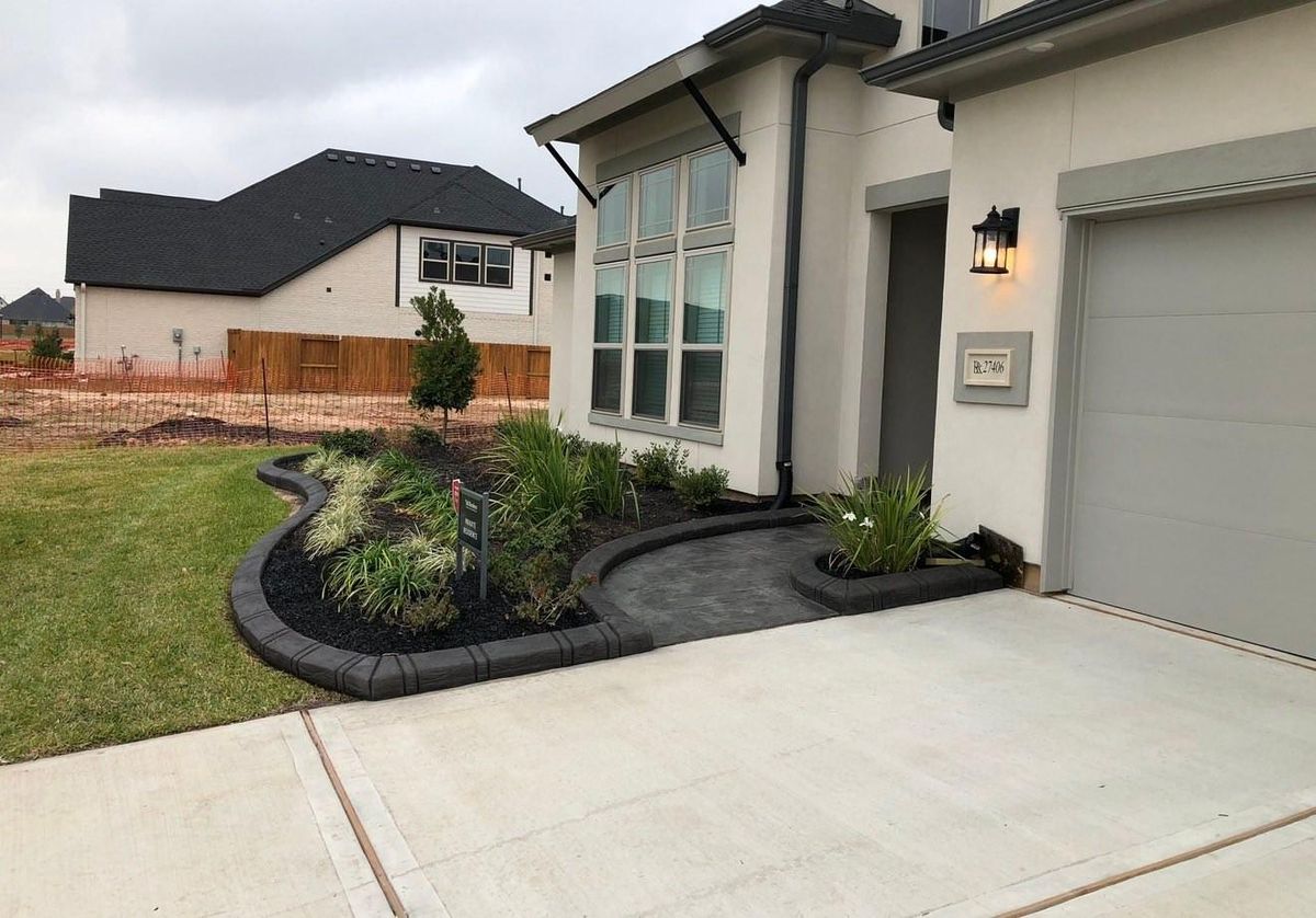 Landscaping for Texas Curb N Borders in Houston, TX