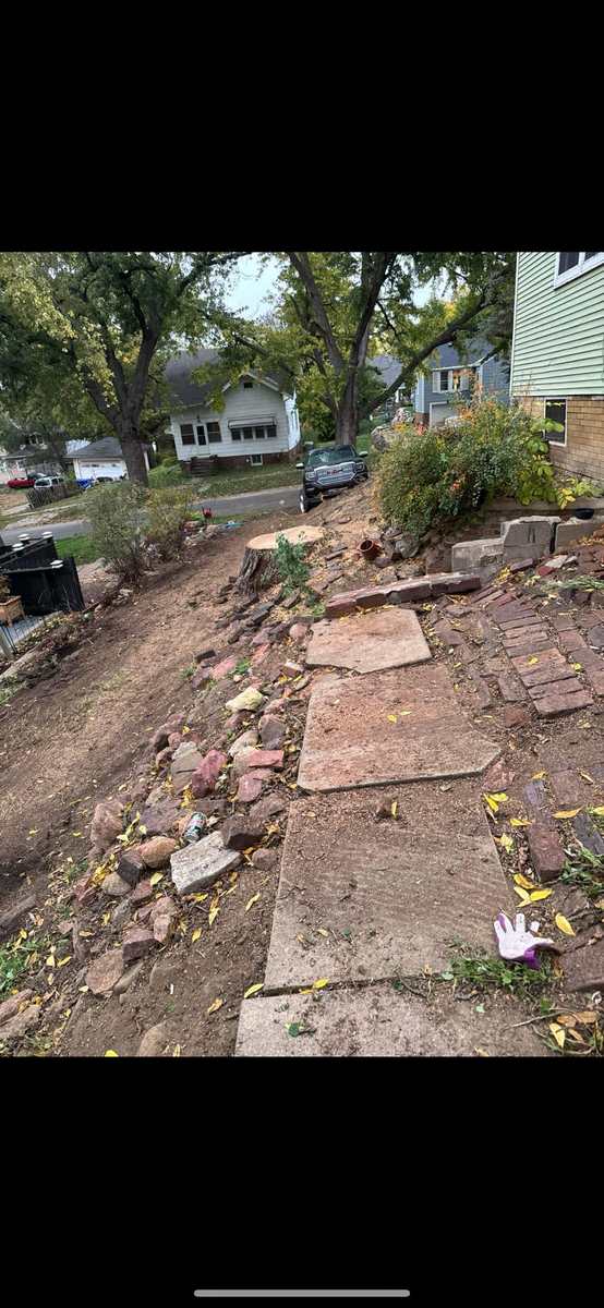 Retaining Wall Construction for Black Diamond Hardscapes in Omaha, NE