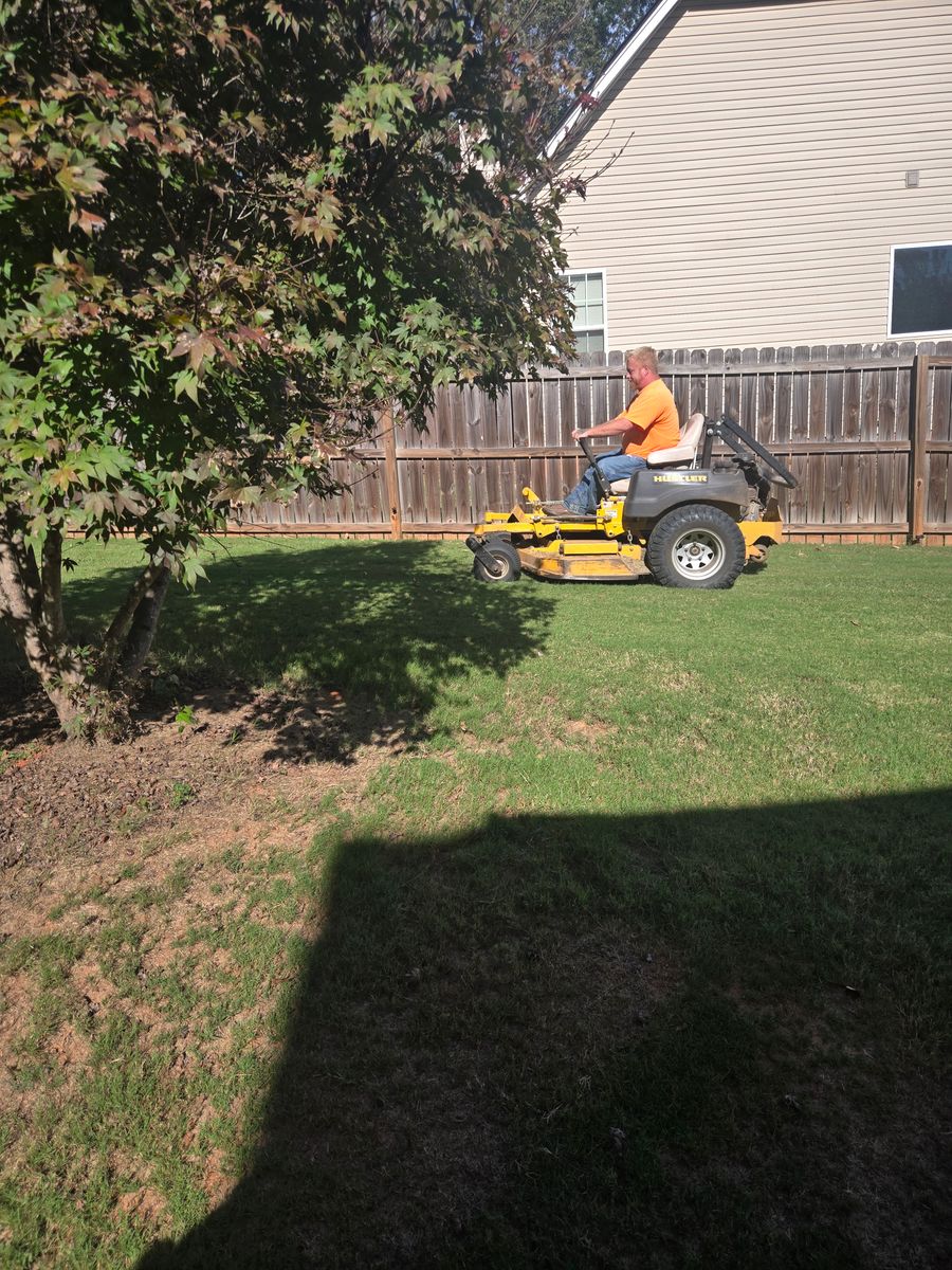 Mowing for Palmour's Lawn Care in Gainesville, GA