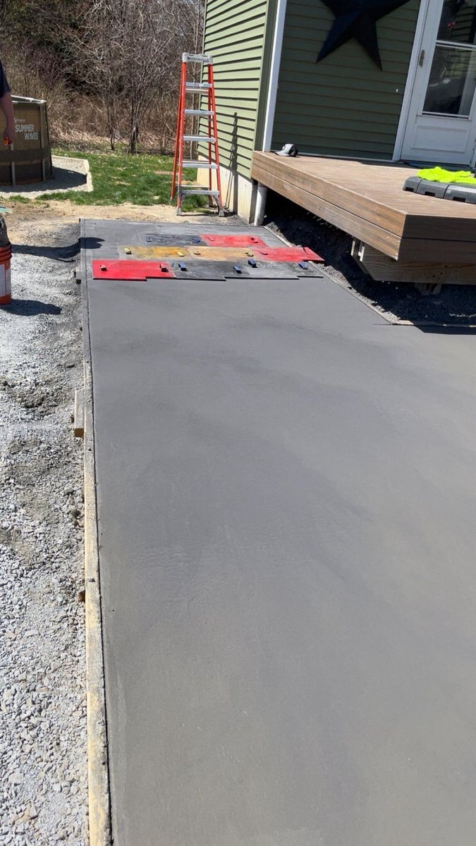 Concrete for LeClaire Flatworx in Bomoseen, VT