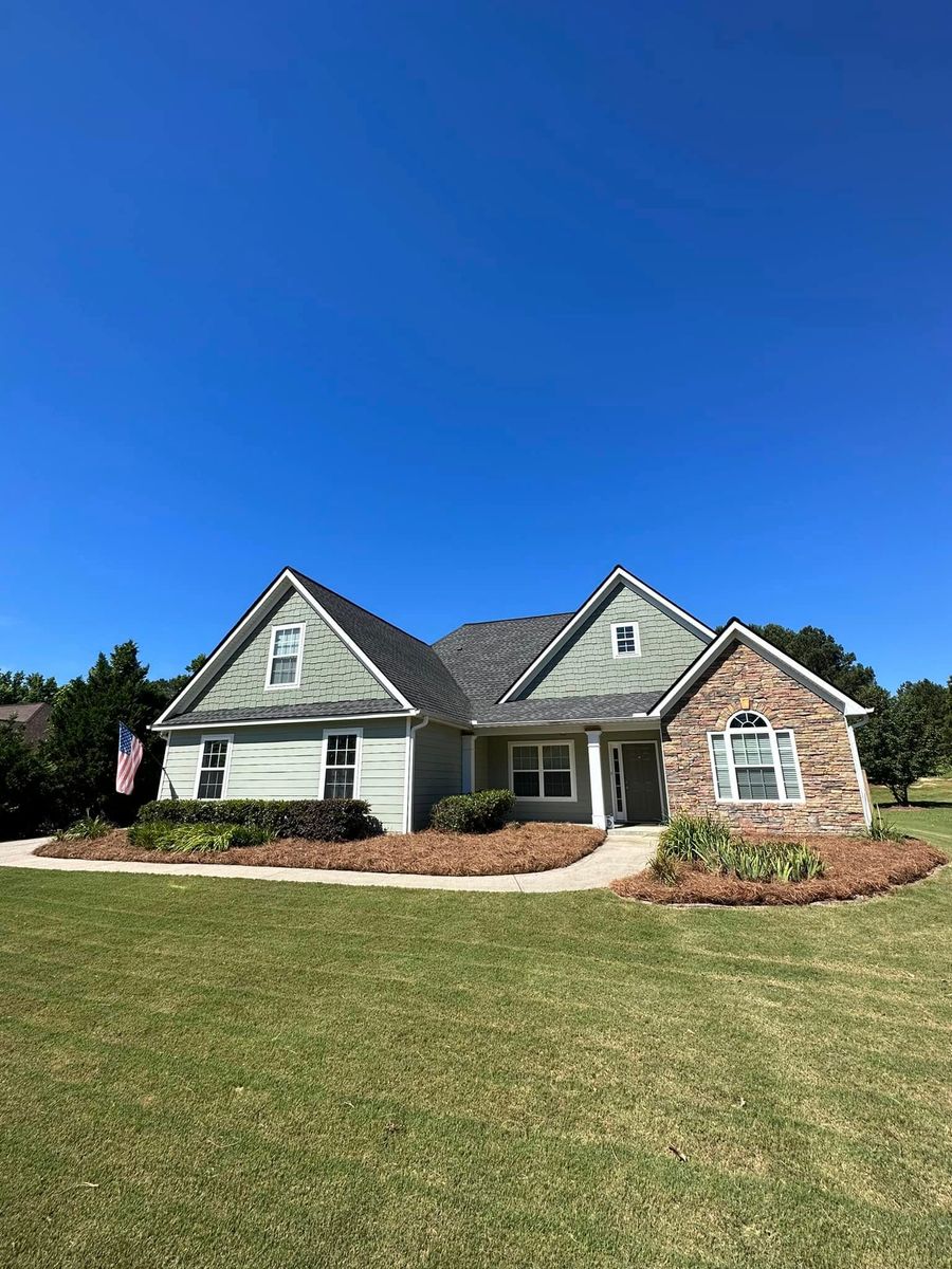 Mulch Installation for Jameson’s Landscaping & Pressure Washing in Eatonton, GA