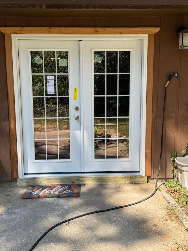 Handyman and emergency service repairs for Dead Tree General Contracting in Carbondale, Illinois