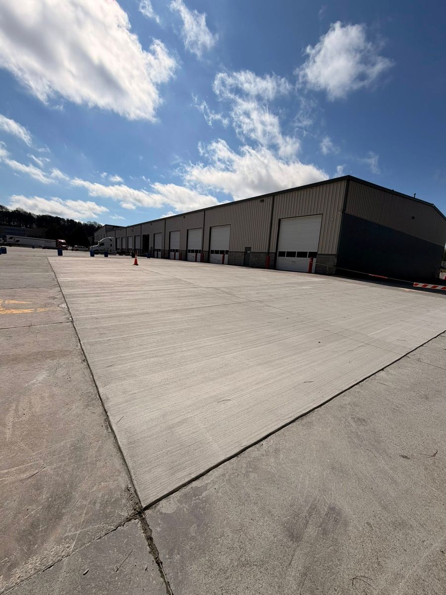 Driveway Construction for Cruz Concrete Atlanta in Atlanta, TX
