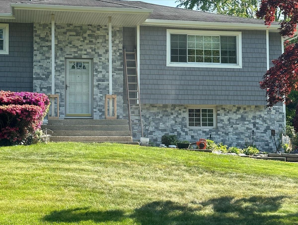 Siding for Almighty Home Improvement Group in Old Westbury, NY