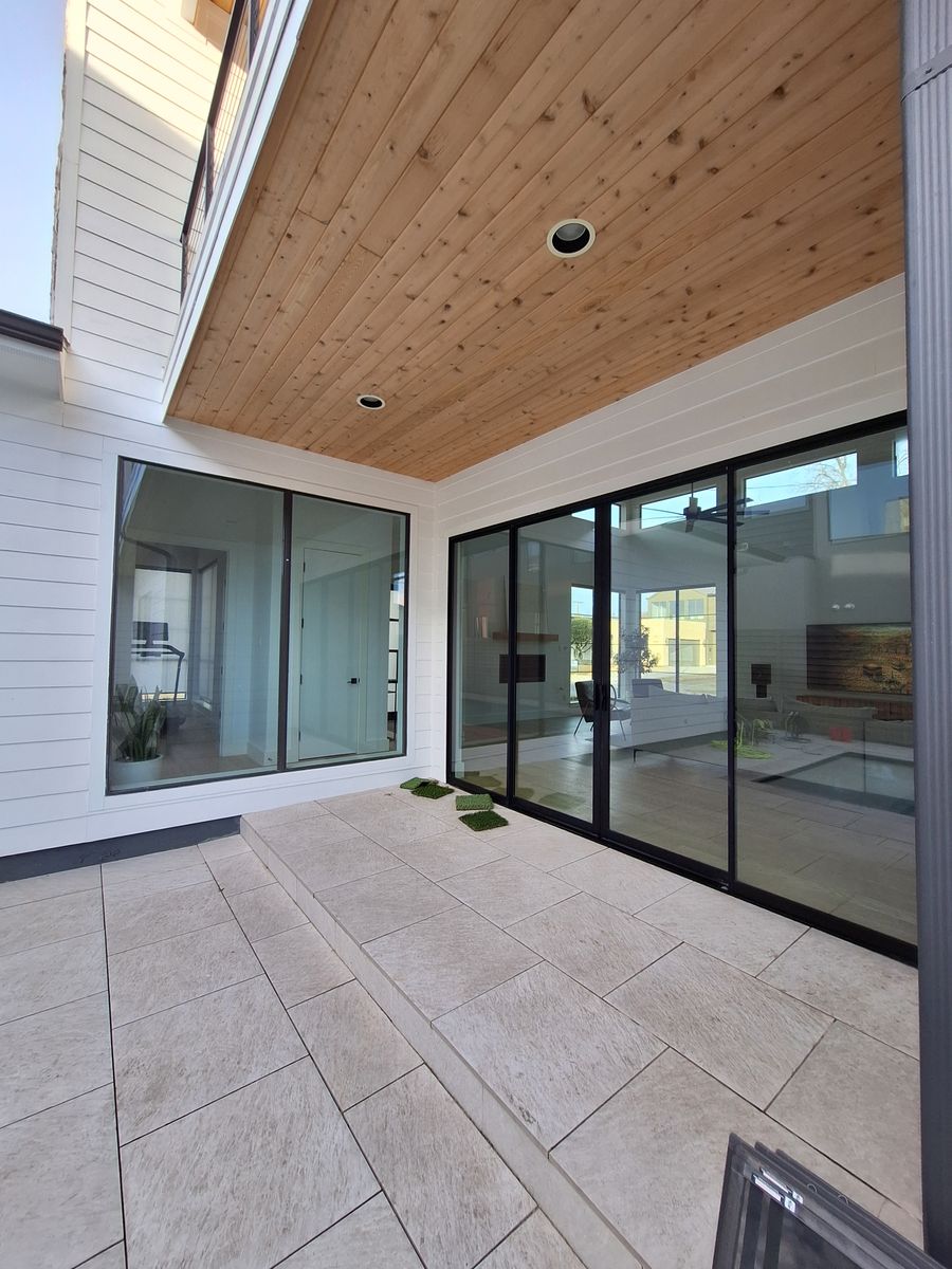 Window Cleaning for Connected Exterior Cleaning in Dallas, TX