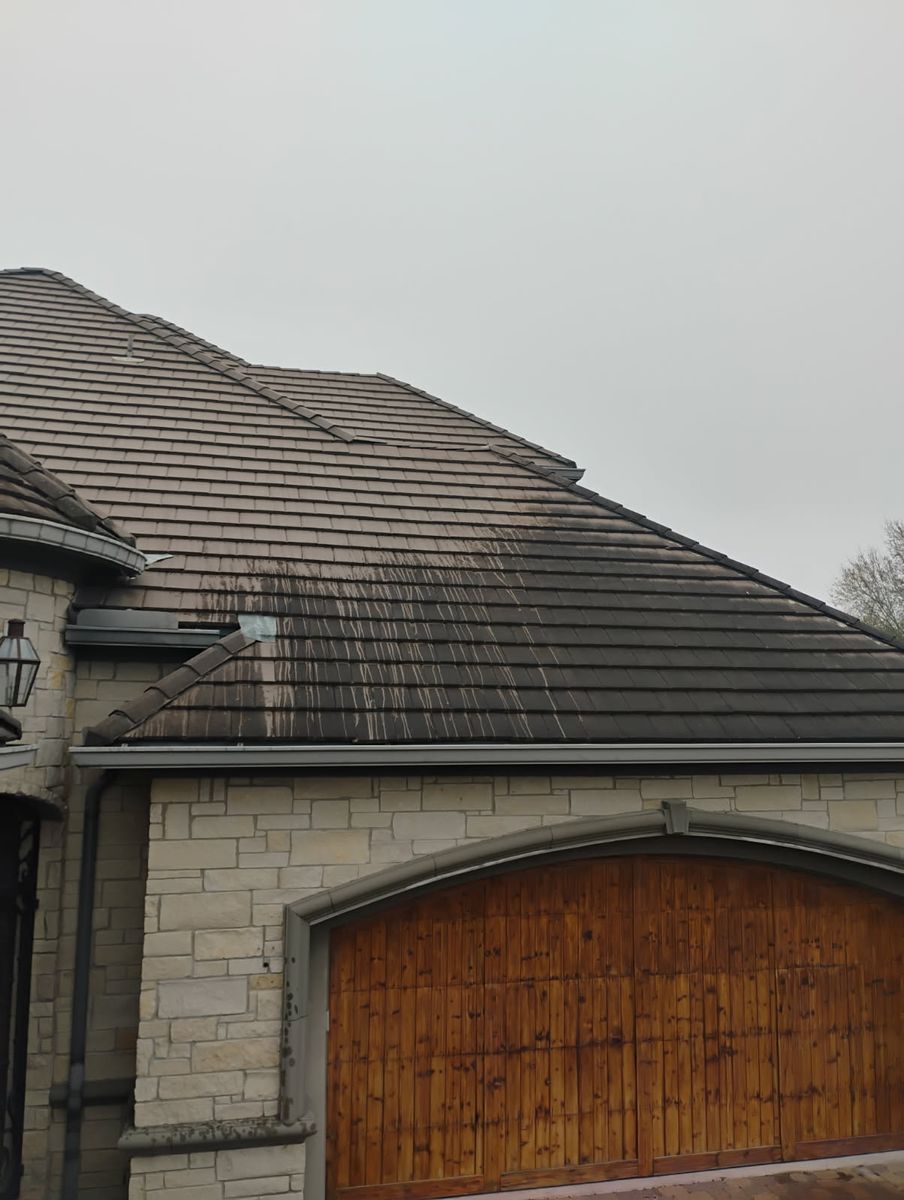 Roof Softwash for Look Like New in Katy, TX