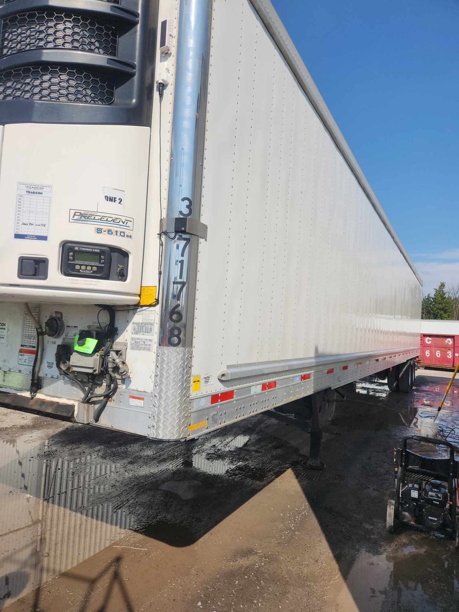 Decal Removal for Oasis Solutions in Cornwall, Ontario
