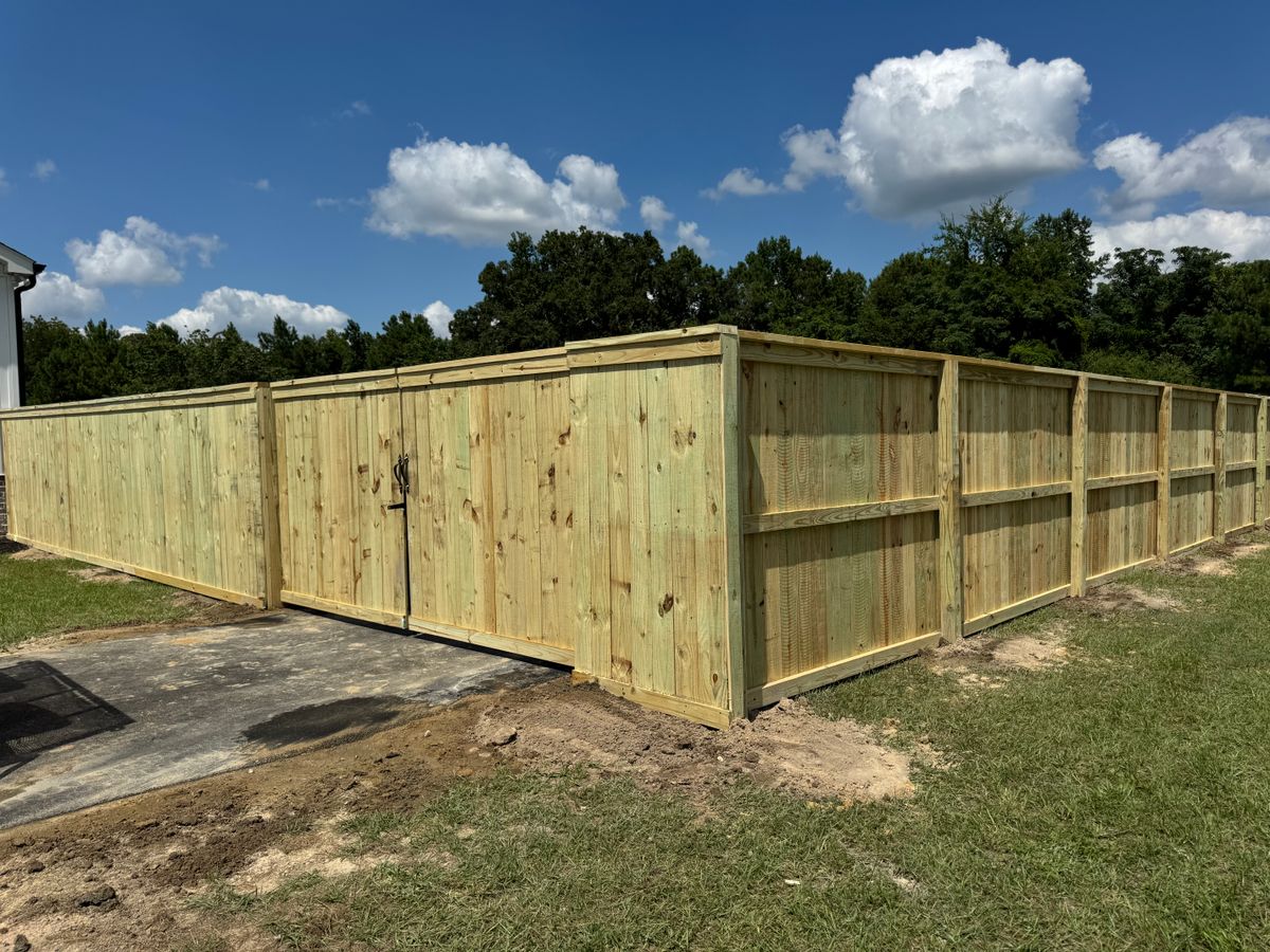 Wood Privacy for 4 In The Fire Fencing LLC in Darlington, SC