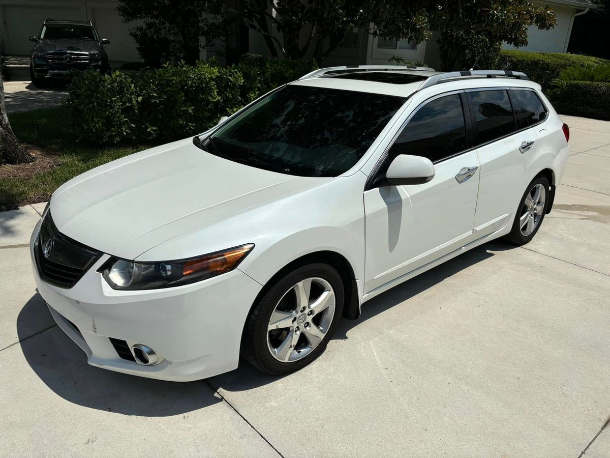 Full Detail Service for Victory Washing in Jacksonville, FL