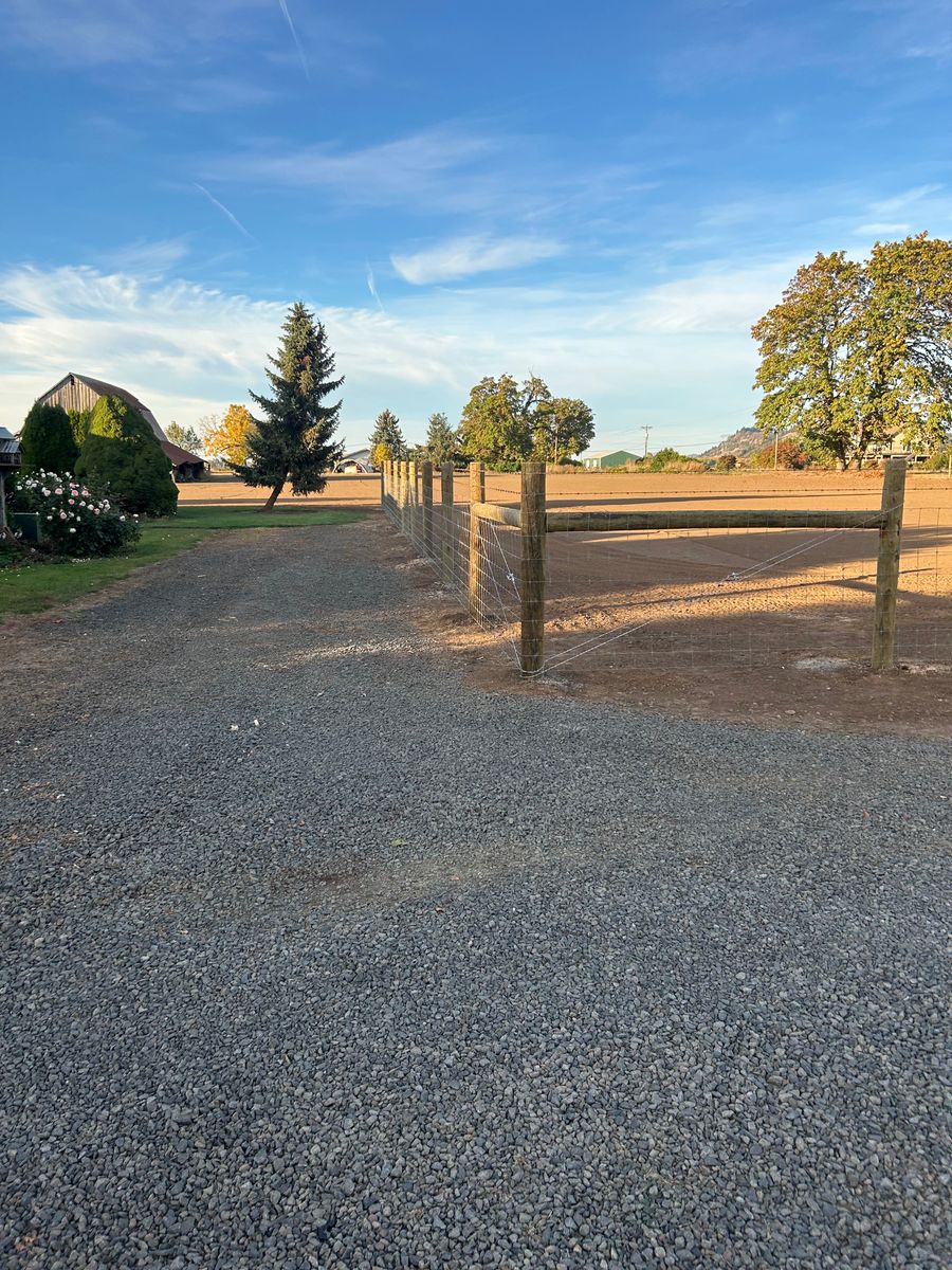 Fence Installation for Ranch Handy Fencing & Cattle LLC in Harrisburg, OR