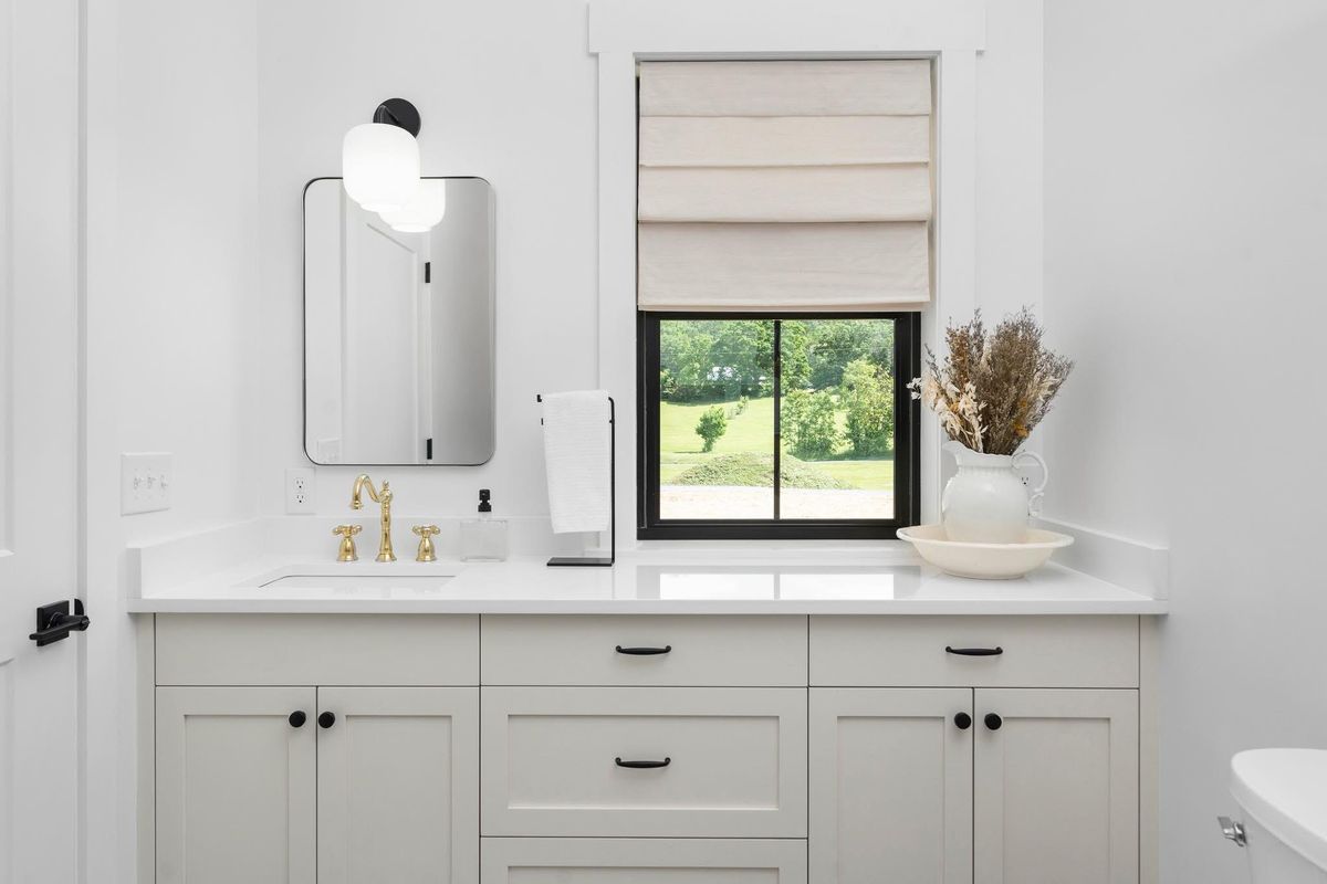 Bathroom Countertops for Solid Rock Countertops  in Staunton, VA