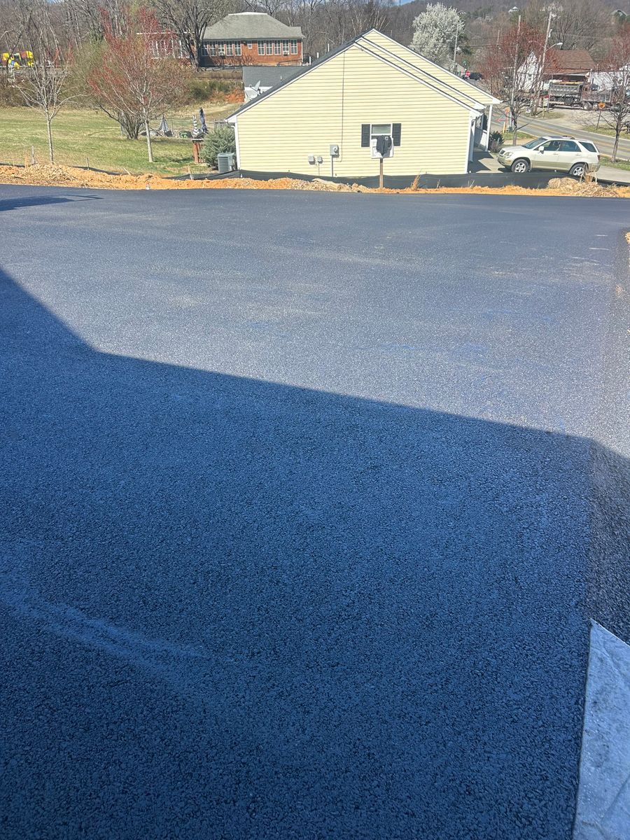 Sealcoating for James R Carter Paving in Roanoke, VA