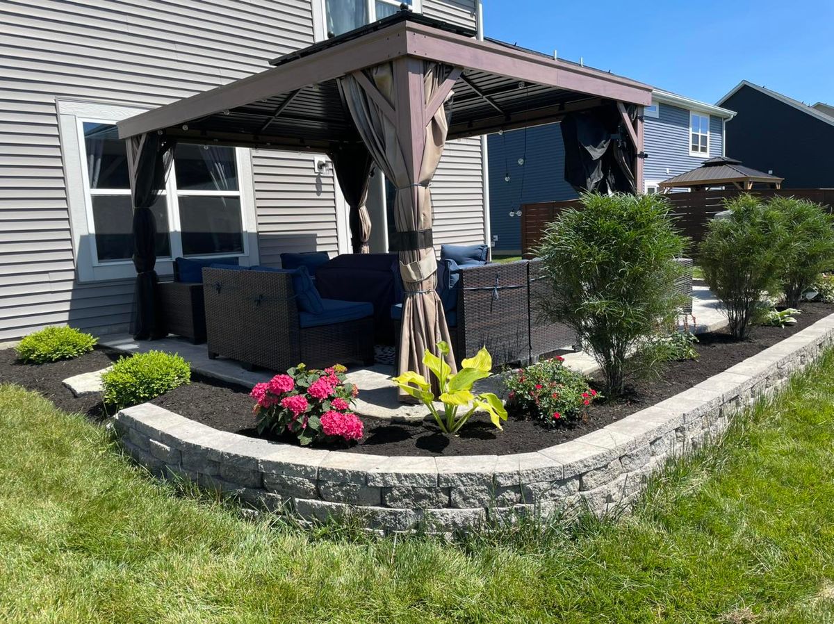 Retaining Wall Construction for Blue Cardinal Outdoor Living Construction in Kokomo, IN