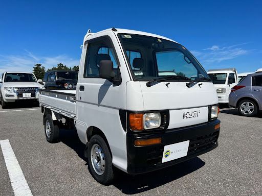 Mitsui Cars for Discount Window Tint Hawaii in East Honolulu, HI