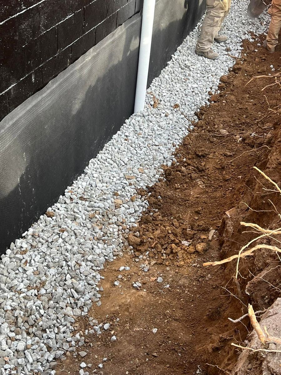 Mulch Installation for Real Deal Lawn Care in Goodlettsville, TN