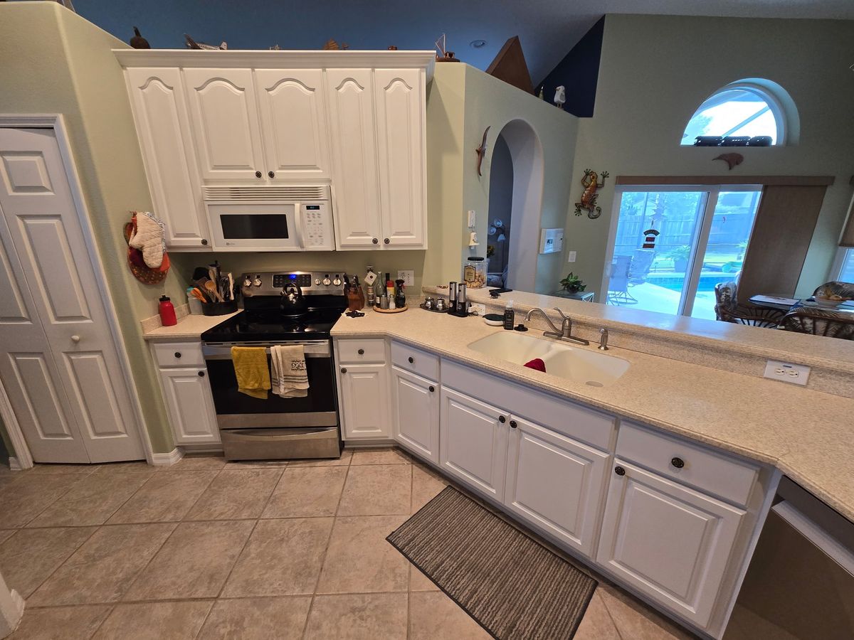Cabinet Repaints for Design Decorating in St. Cloud, FL