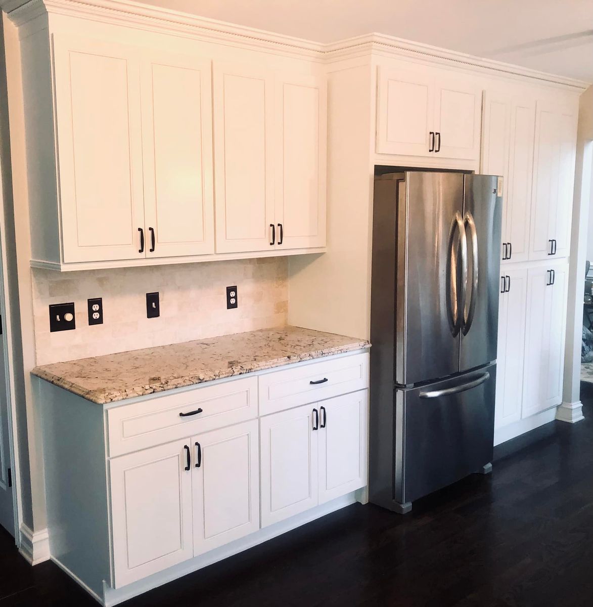 Kitchen and Cabinet Refinishing for Evans Painting & Carpentry LLC in Lake Orion, MI