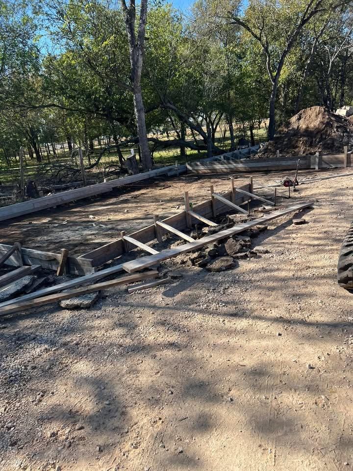 Day Laborer Hourly Rates for King Services in Seguin, TX