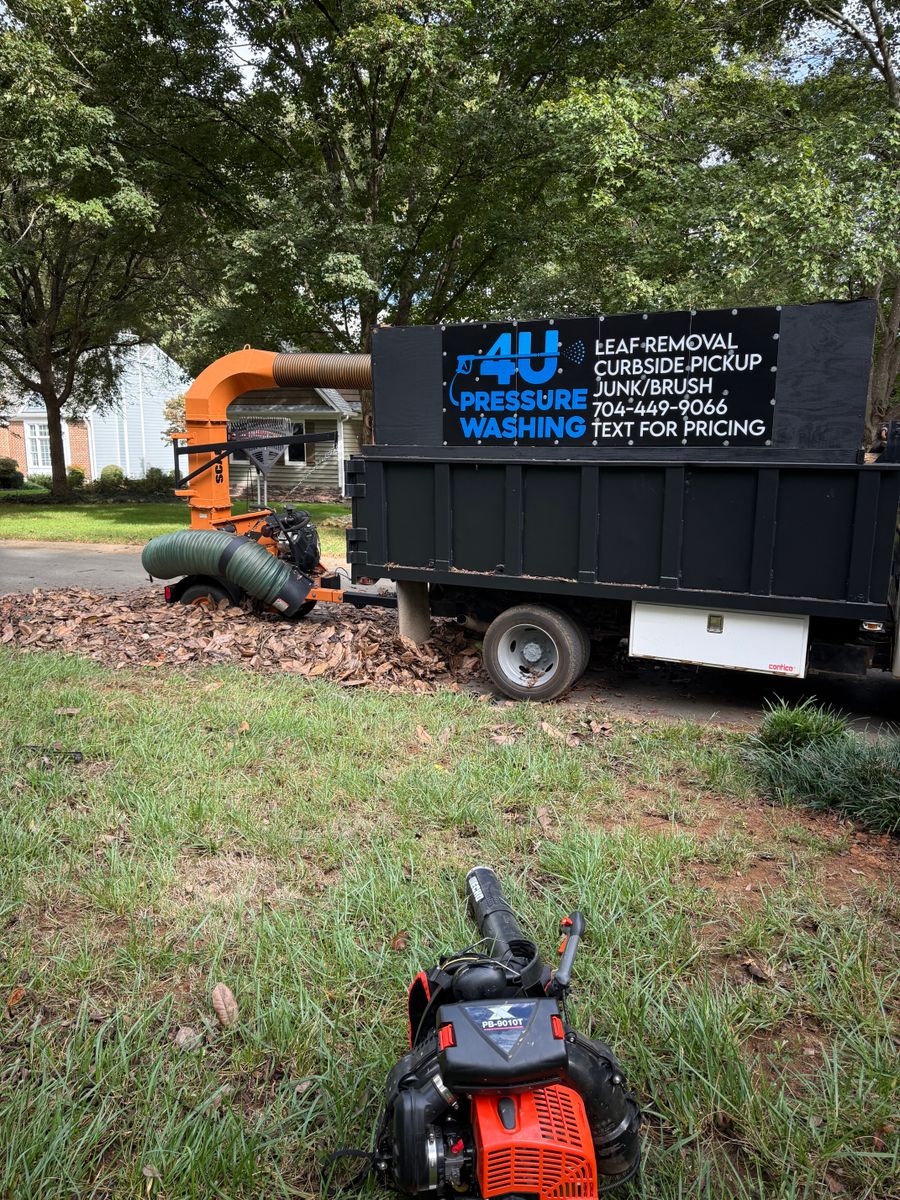 Leaf Removal for 4U Pressure Washing in Huntersville, NC