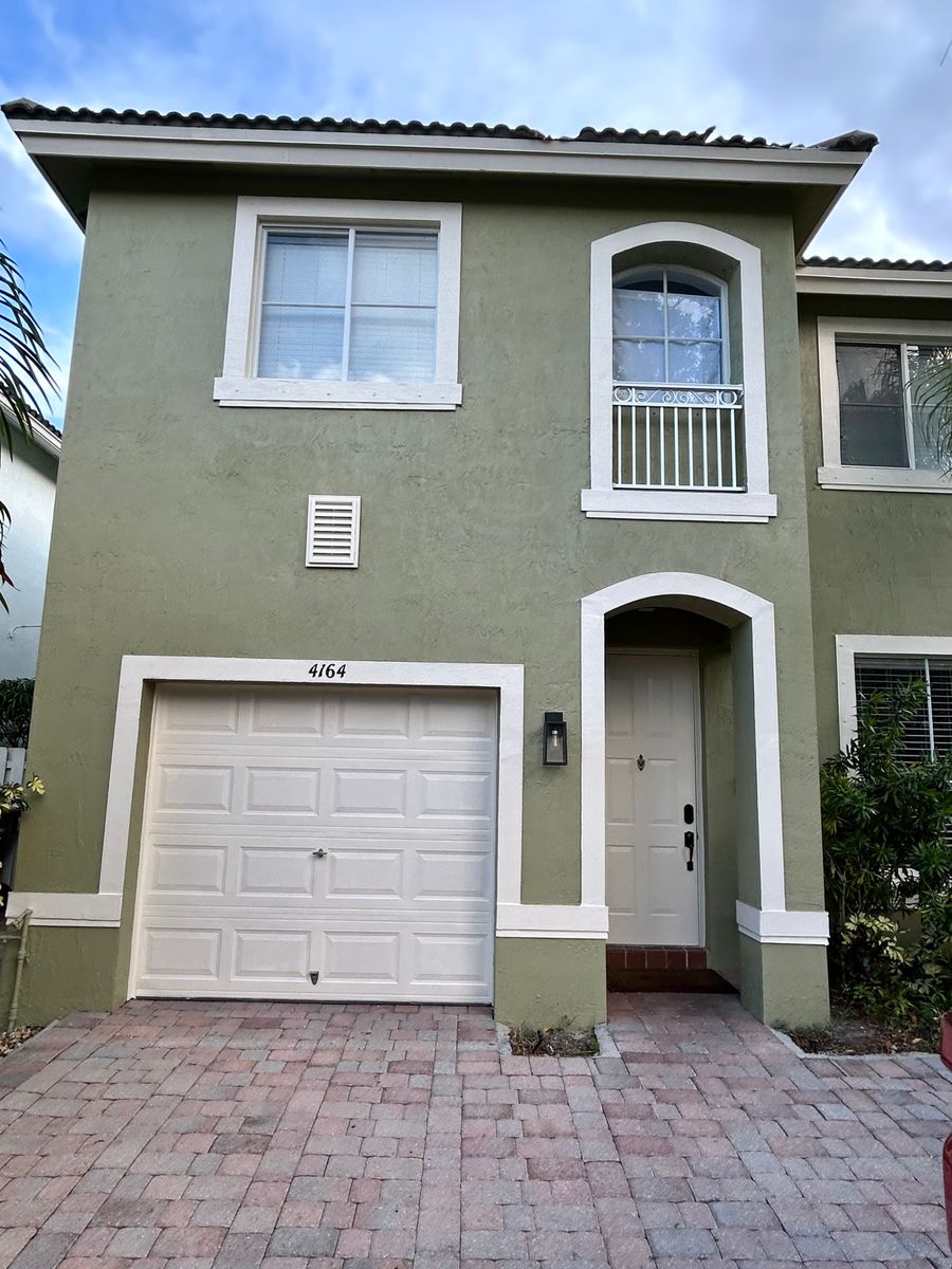 Exterior Painting for G & D Painting And Renovations Company in Port St. Lucie, FL