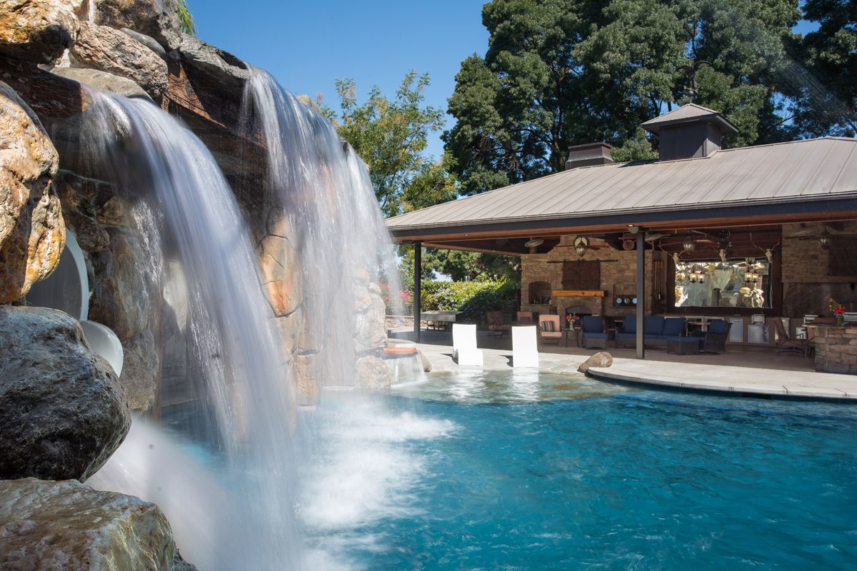 Custom Pool Construction for Western Pools Inc in Marysville, CA