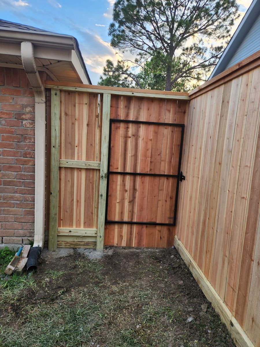 Fence Installation for Right Choice Landscaping LLC in Houston, TX