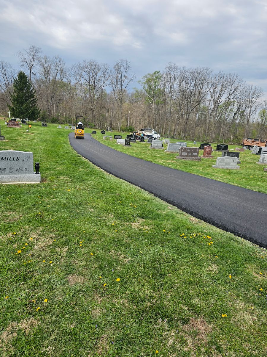 Roadway Paving for Smith's Paving and Sealcoating in Rushville, IN