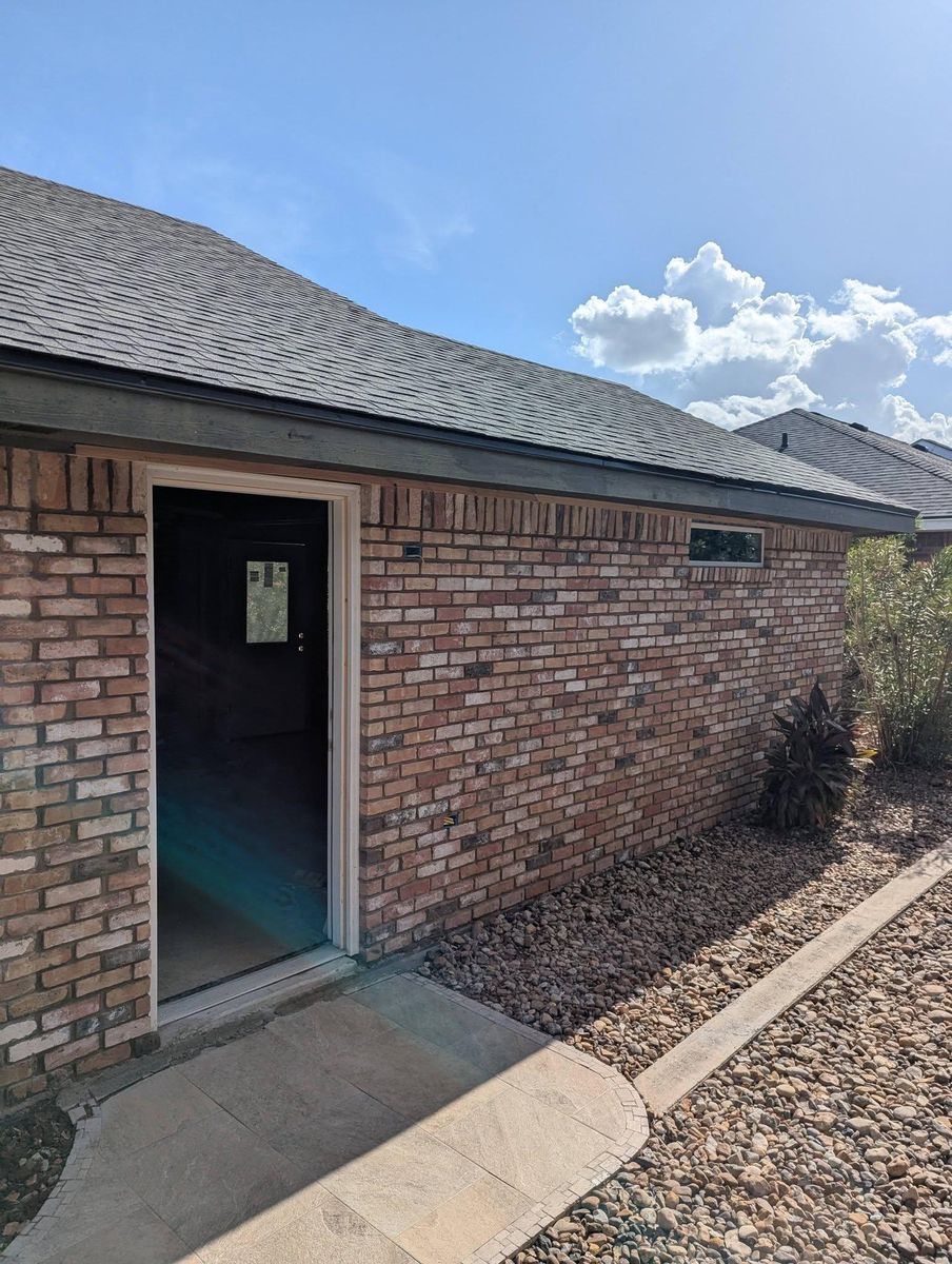 Roofing Installation for TopNotch Painting Solutions LLC in McAllen, TX