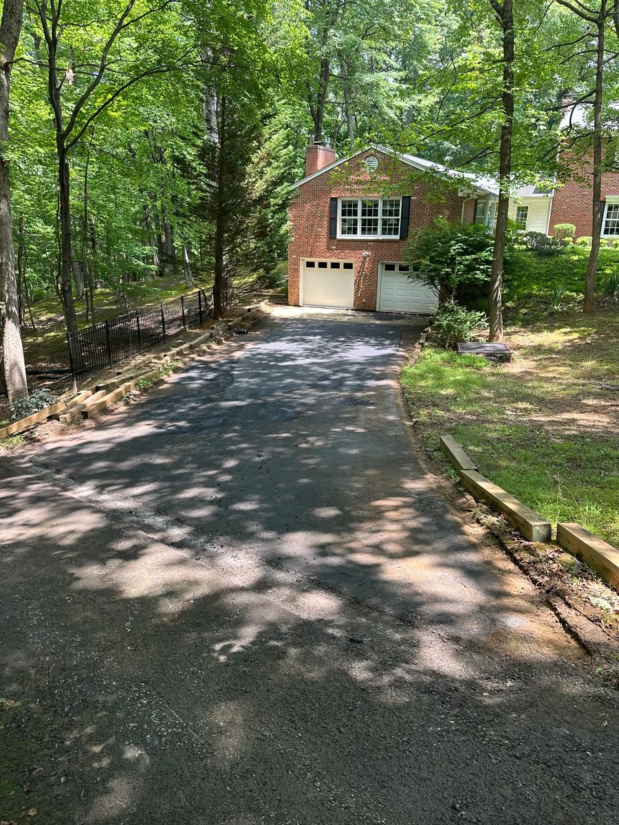 Asphalt Driveways for James R Carter Paving in Roanoke, VA