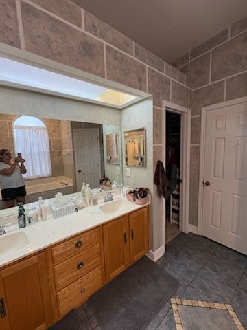 Flooring for Strictly Custom Tile Inc. in Middleburg, FL