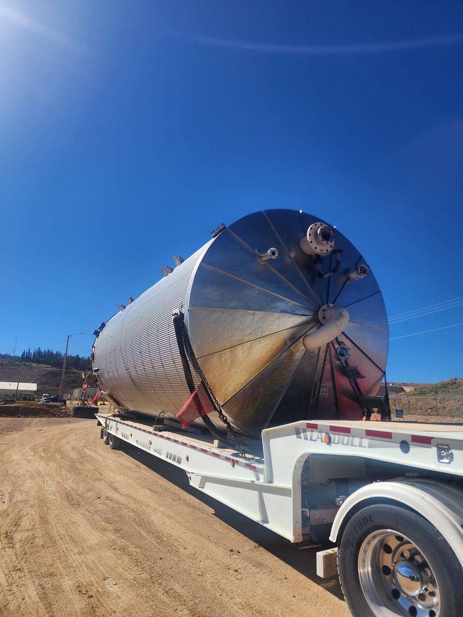 Superload Escorts for Mountain Valley Pilot Car LLC in Canon City, CO