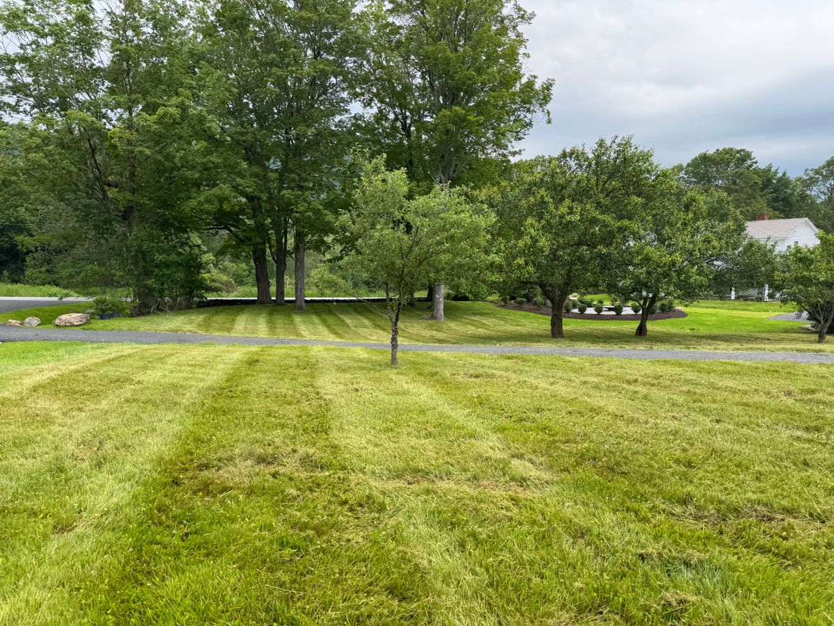 Lawn Care for Jack Of All Blades in Windsor County, VT
