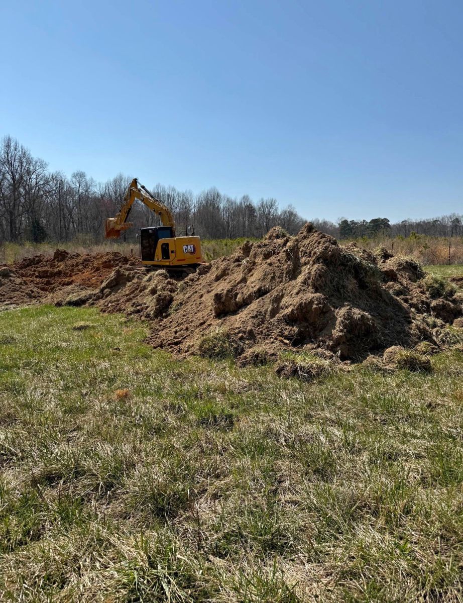 Material Hauling for Collins Constructors in Fyffe, AL