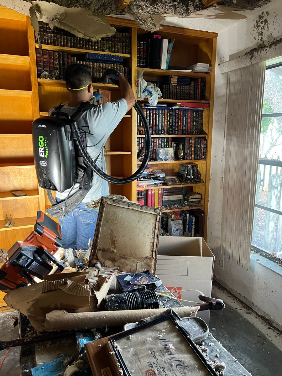 Cleaning for N&D Restoration Services: When Disaster Strikes, We Come In in Cape Coral,  FL