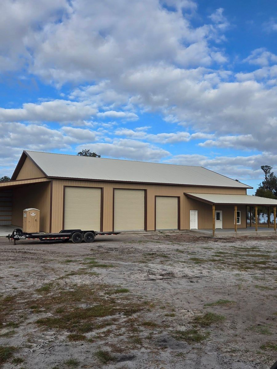 Garage Door Installation for Advantage Garage Doors, LLC in De Leon Springs, FL