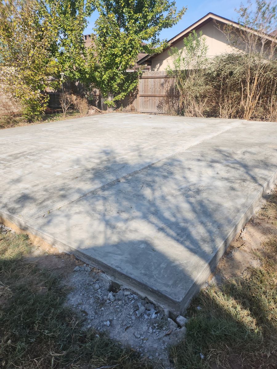 Garages for On-Site Buildings in Vidor, TX