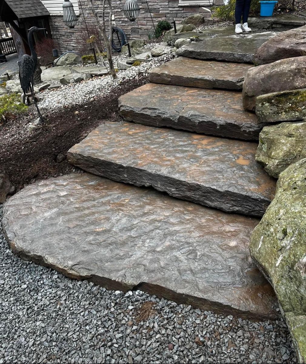 Natural Stone Hardscape for Vandermeer Stone and Excavation in Wayne County, PA