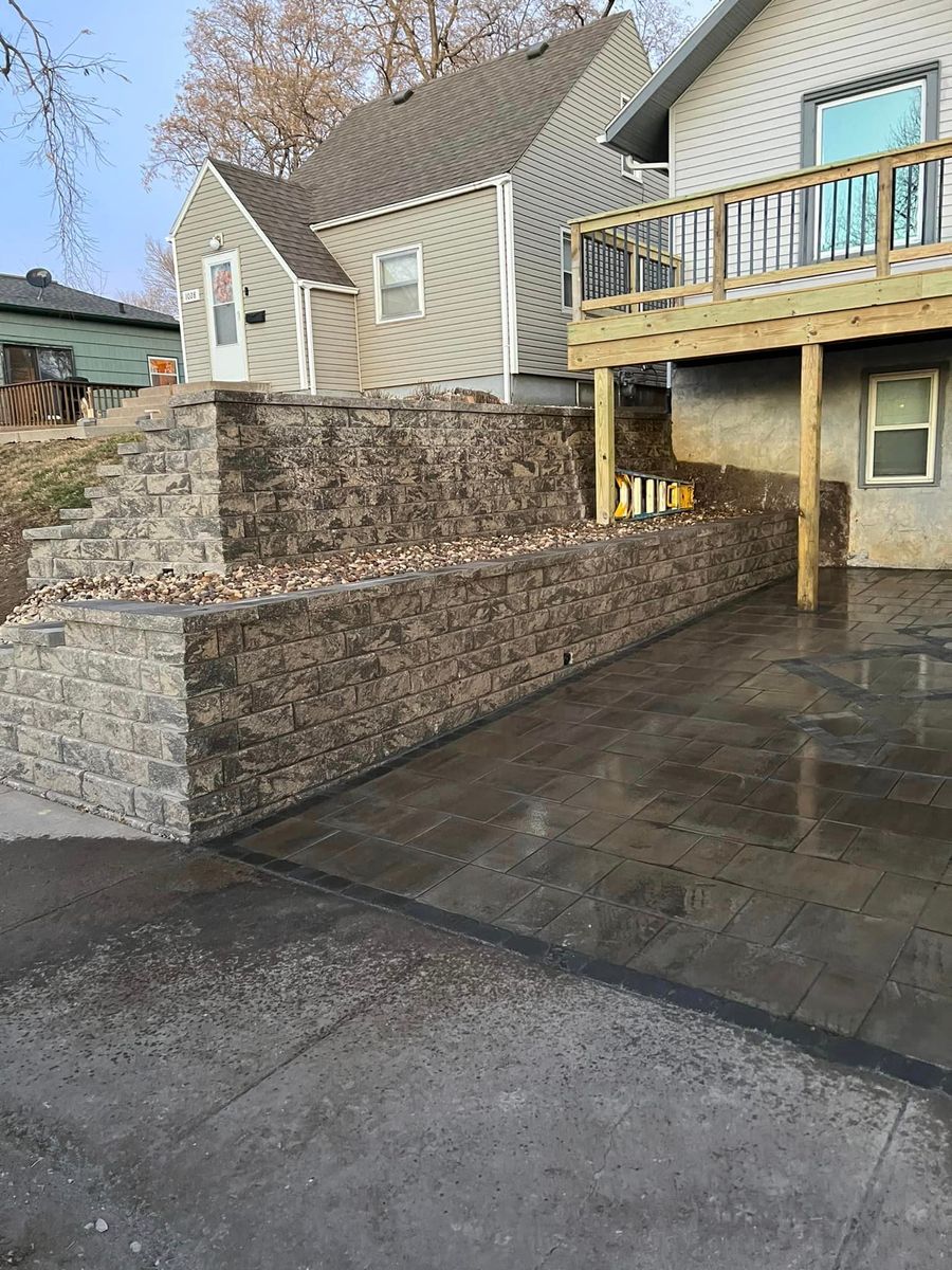 Retaining Wall for Ramos Universal Landscaping in Sioux Falls, SD