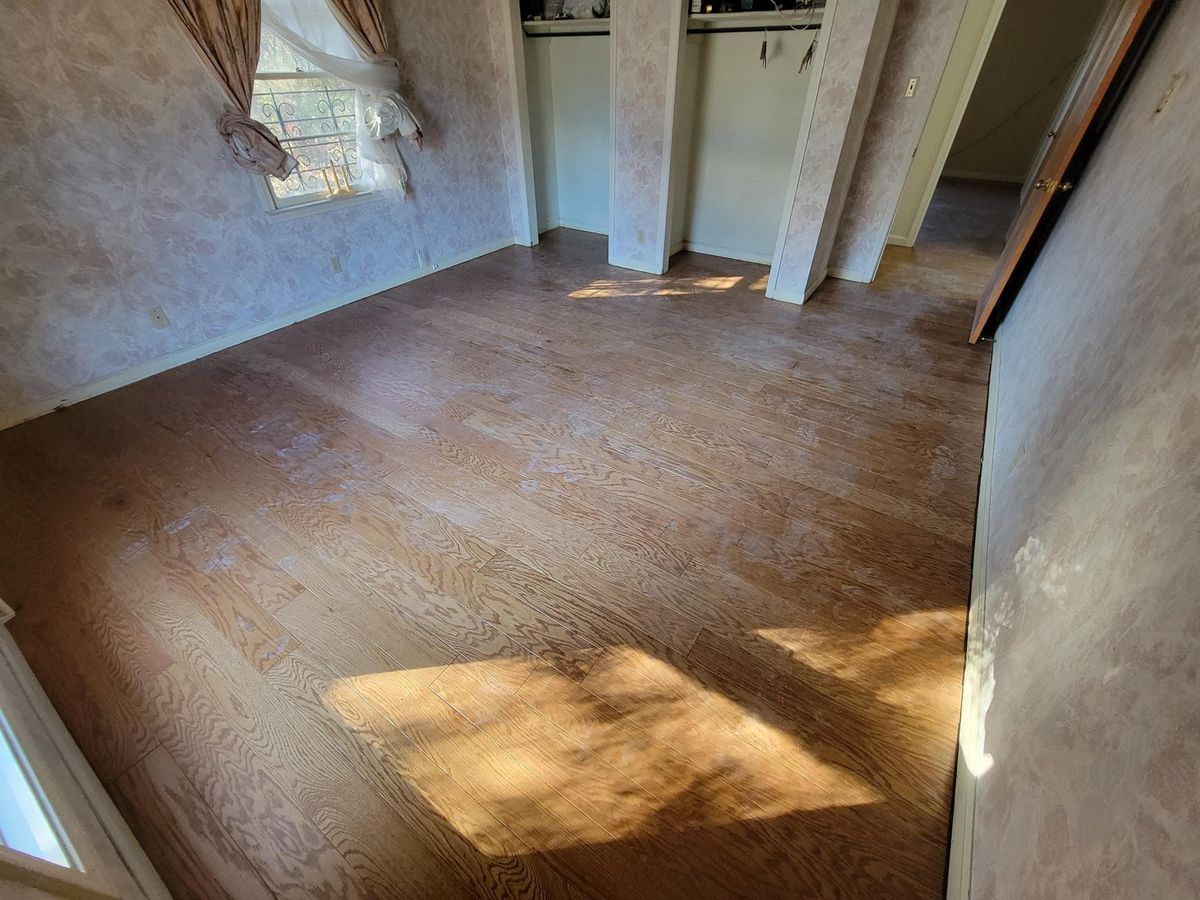 Floor Installation for RAL Construction LLC in Lee County, AL