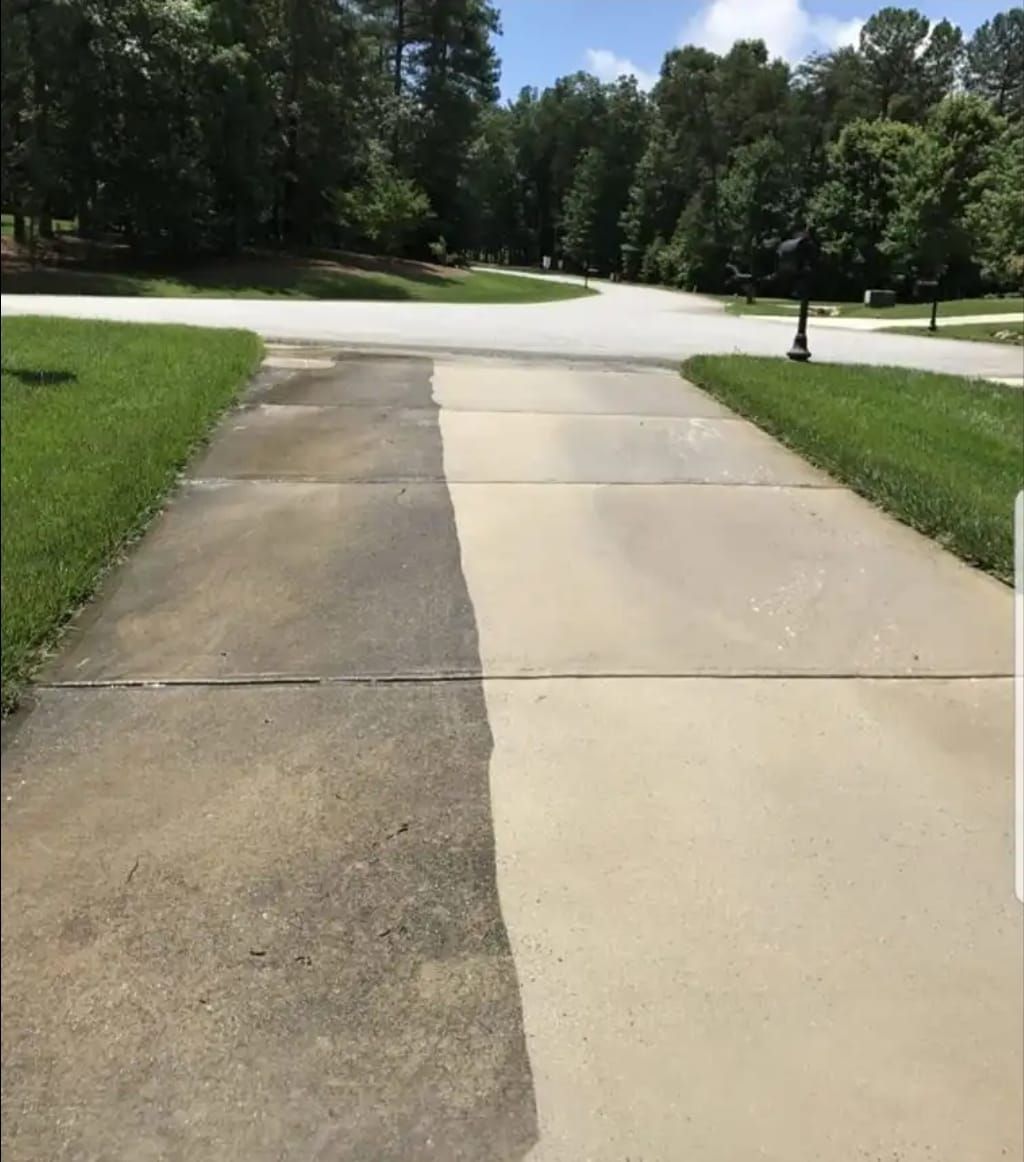 Concrete Cleaning for Enabreeze Pressure Washing and Lawn Care in Hinesville, GA