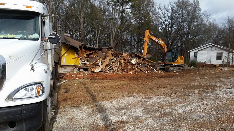 Land Clearing & Demolition for D&S Tree and Demolition Services in Laurens, SC