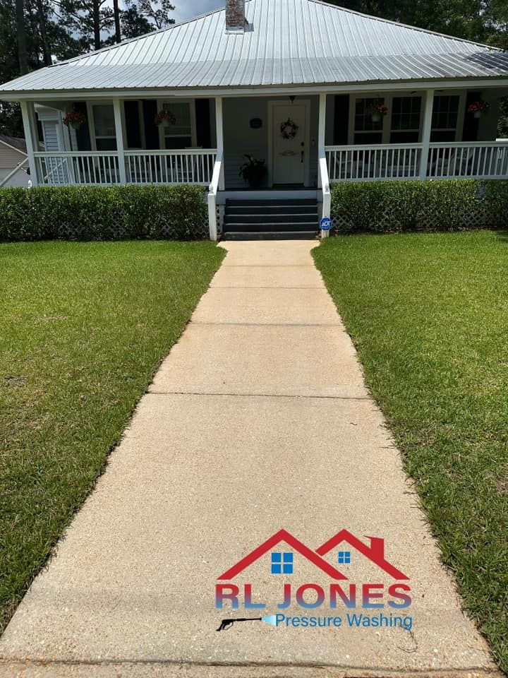 Driveway & Walkways for RL Jones Pressure Washing  in    Monroeville, AL