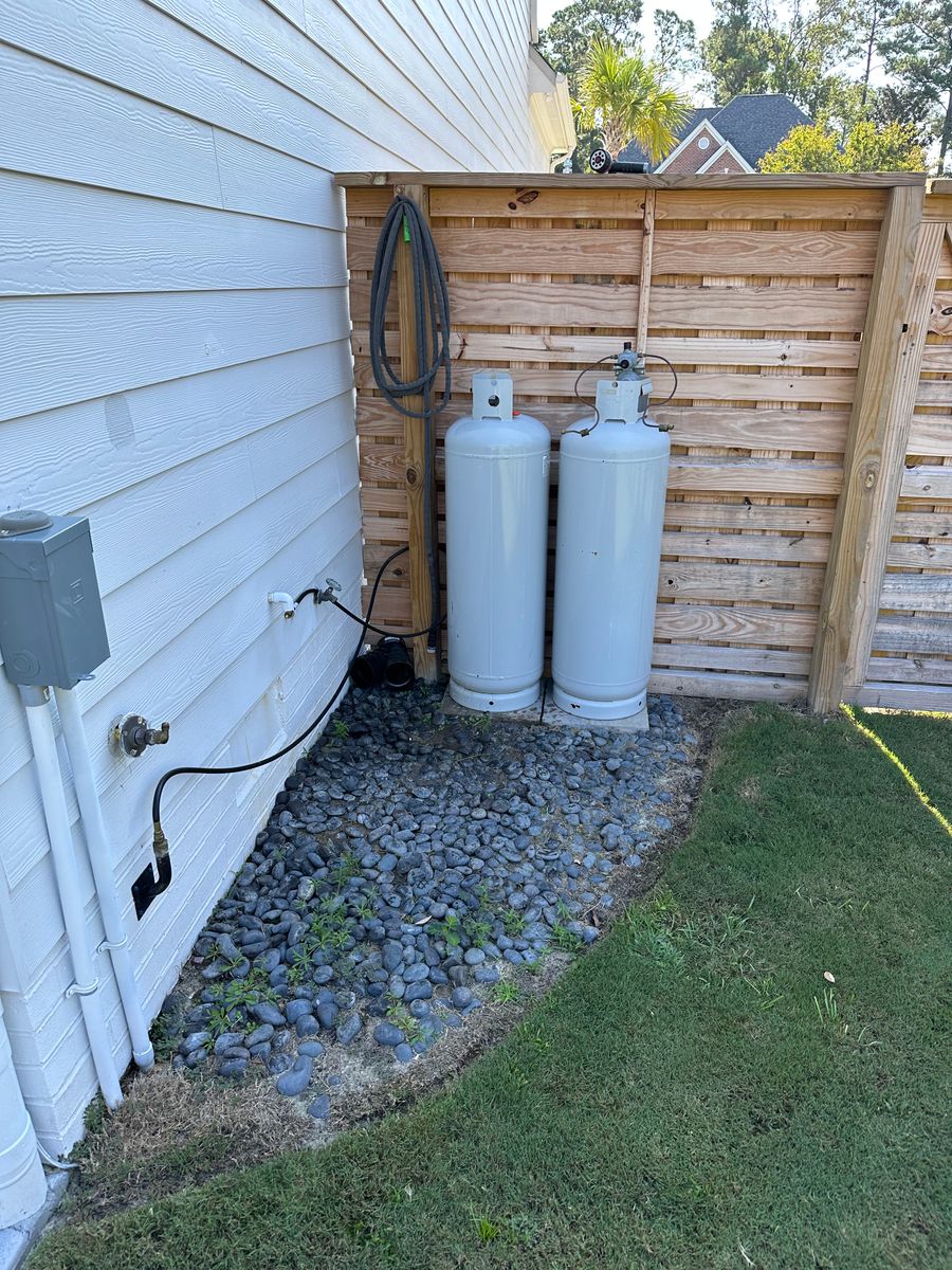 Outdoor showers for Southeastern Property Solutions in Wilmington, NC