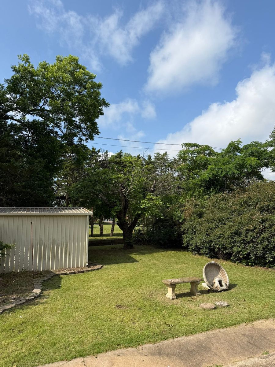 Lawn Mowing and Maintenance for HD Ground Works in Madill, OK