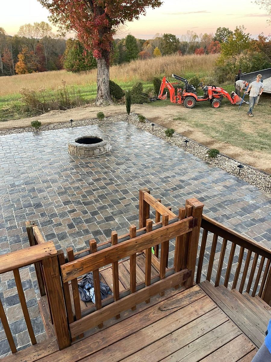 Retaining Walls for Dust Till Dawn Lawn in London, Kentucky