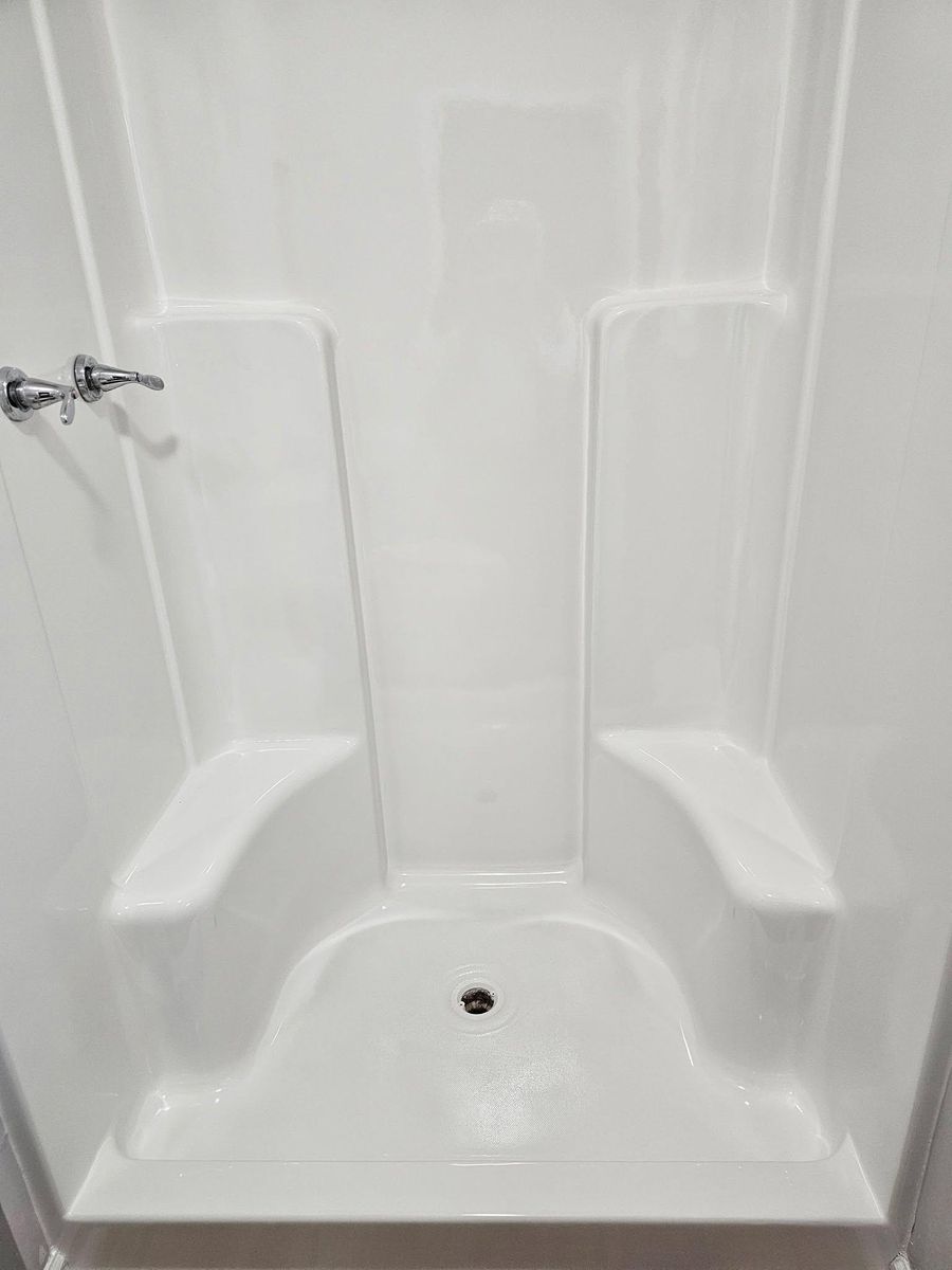 Fiberglass Repairs for Tub Life Resurfacing in Adairsville, GA